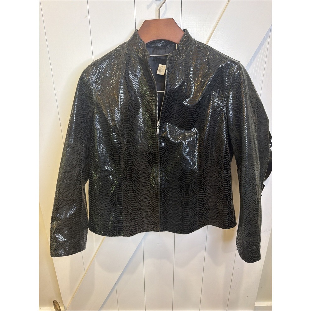 Chico's Black 100% Leather Shiny Snake Skin Look Motorcycle Jacket Size 3 Sexy